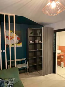 38 m² fully-equipped furnished apartment with parking - Image 3