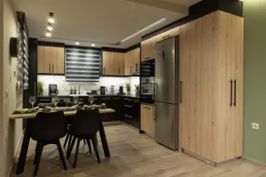Stylishly decorated house - Free Private Parking & Fibre Internet! - Image 4