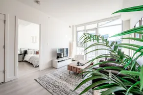 Tranquil & Central 1 BR Riverside Oasis - Image 5