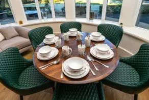 6* Royal Garden Suite Private Island Lake District - Image 5