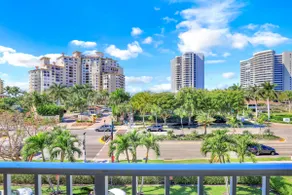 Beach Across the Street! Balcony in the ❤️ of Marco. - Image 3