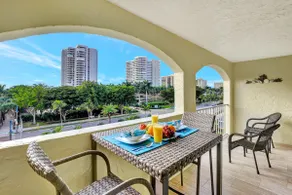Beach Across the Street! Balcony in the ❤️ of Marco. - Image 2