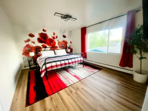 Lovely 2 bedroom completely remodeled with style - Image 2