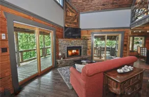 Hot Springs Hideaway - Image 4