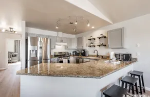 Family Getaway | Central Location | No Chores - Image 5