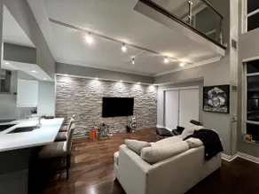 Amazing 2 Storey Loft 3 BED In Central Downtown - Image 2