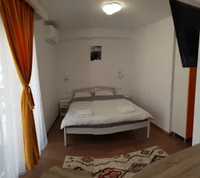 6 Apartment 6 Budiu - Image 2