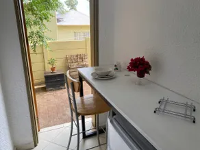 The Garden Pod - with patio & access to pool - Image 5