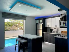 Valentino Luxury Apt (Private Heated Pool) - Image 3