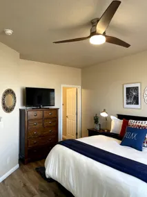 2BR/2FB Ground Floor - No Stairs w/ 2 Car Garage - Image 3