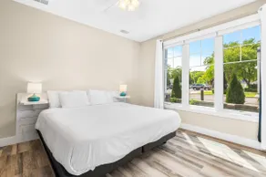 1st Floor Condo | Rooftop + Dogs Welcome - Image 4