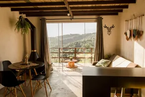 Cabana Lua at the top of the hill with bathtub and fireplace - Image 2