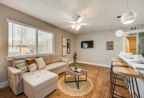 Heart of Dallas Flat | Plus Arboretum & Mini Golf - Image 3