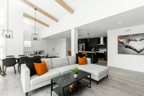 Chalet à léo - Spacieuse propriété haut de gamme avec vue sur Jay Peak - Image 3