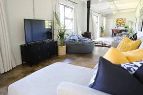 Nguni Place - a self-catering, modern apartment. - Image 2