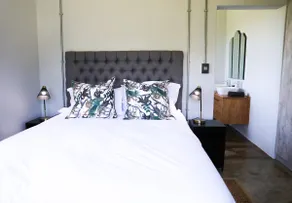Nguni Place - a self-catering, modern apartment. - Image 5