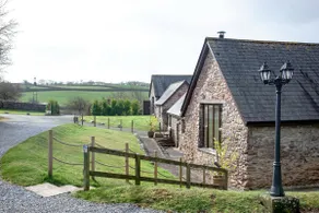 Gold Award winning-Swift Cottage, Totnes, Devon - Image 5
