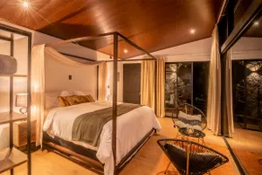 Romantic King Suite | Mountain Views, Poás & SJO - Image 4