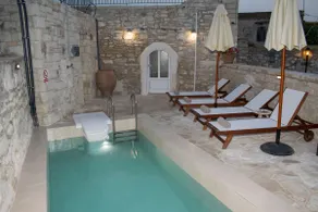 Margarita Mansion, with private heated pool! - Image 2