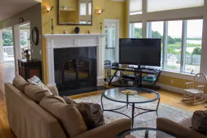 Beachfront Ocean Views from Every Room - Image 4