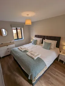 Buttercup - A modern country retreat - Image 3