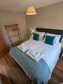 Buttercup - A modern country retreat - Image 5