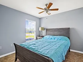 Bright house located close to beach and attraction - Image 2