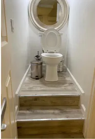 Private, Couple's Suite in Heart of Midtown - Image 3