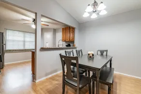 Entire House with Game Room in Lutz, Near Tampa and Wesley Chapel - Image 4