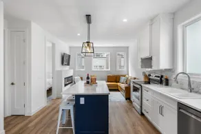 Condo in heart of Inglewood walk to DT or Stampede - Image 5