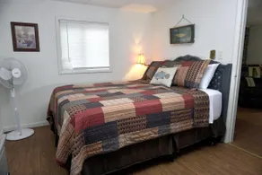 Cozy Home w/ Doggy Fence - Image 4