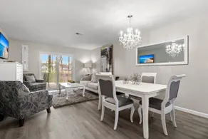 Modern Retreat - Image 3