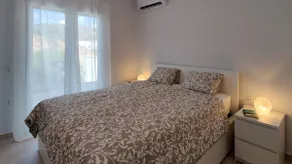 New penthouse with rooftop terrace right by the sea - Image 5