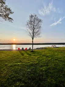 Beachfront 4 bedroom home directly on the Mira River - Image 2
