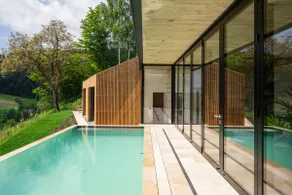 Vineyard residence with pool, hot tub, sauna - Image 2