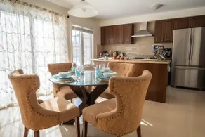 🍷 Luxury Pond House, 10 minutes to Niagara Falls - Image 4