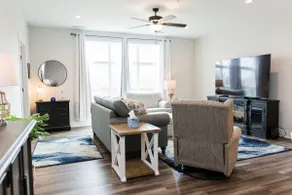 Cozy 1st Level King Bed Suite - 2 bed 2 bath! - Image 5
