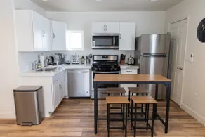 Clovis Cottage - Charming, *NEW* Clovis Home - Image 5