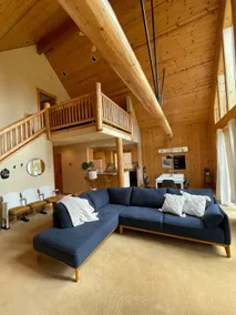 Modern Chalet in Sunny Central Oregon - Image 4