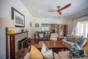 Highbury House - Beautiful large home & garden - Image 3