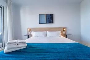 2 Rooms Sea View with + sofa BED - Image 2