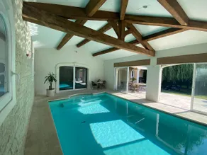 Beautiful villa with indoor pool - Image 4