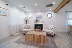 ”Lady Wave” Updated Downtown Craftsman on Las Olas - Image 3