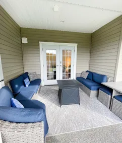 Peaceful two bedroom with hot tub forest suite - Image 4