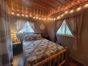 Mayapple Cabin - Rustic Retreat, Hot Tub, fire pit - Image 5