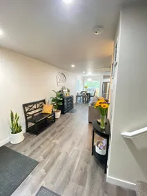 Huge Rental With No Chores! W/D, Garage & Office - Image 4