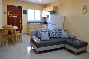 Top Location - 2BR - Parking, Nightlife, Supermark - Image 4