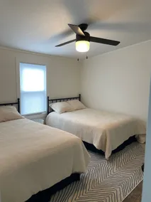 Newly Remodeled Close to Fishing and Restaurants - Image 3
