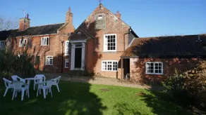 Charming Historic Home with Riverside Views - Image 4