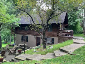 Seclusion on the Shenandoah - Image 2